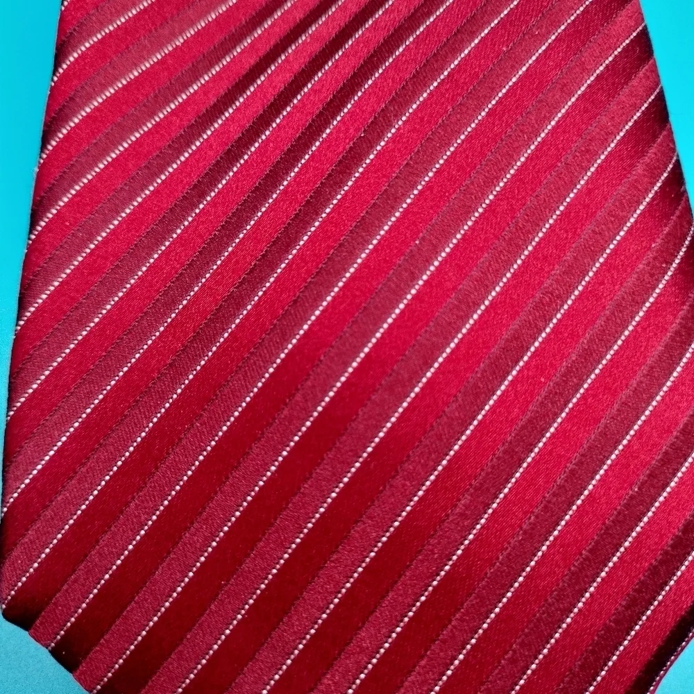 Sean John Men's Silk Necktie Tie Red Striped Formal Business Wear